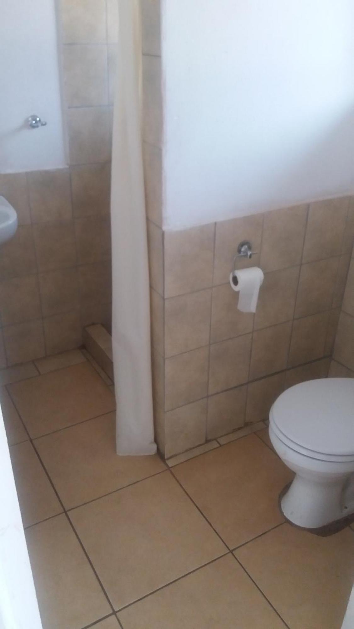 Tshulu Tsha Nabe B&B Bulawayo Ngoại thất bức ảnh