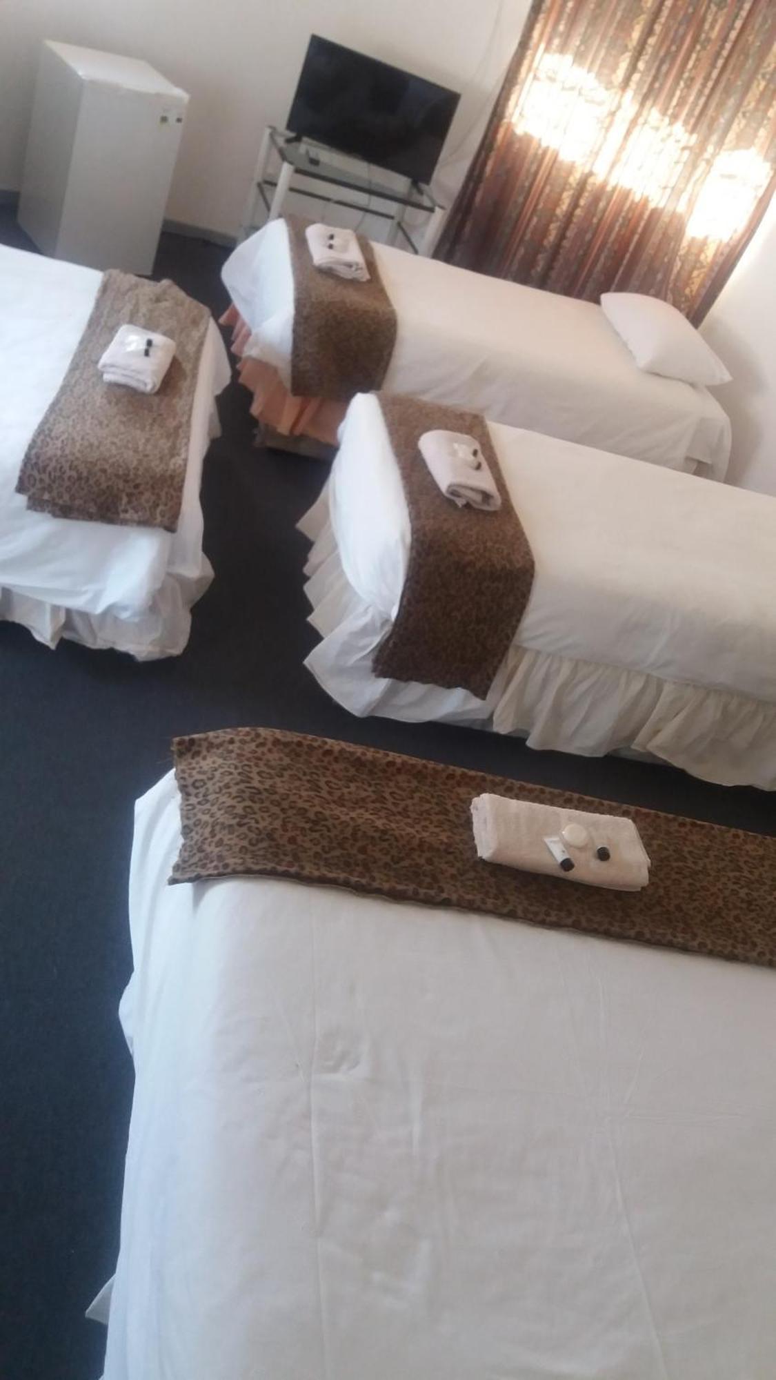 Tshulu Tsha Nabe B&B Bulawayo Ngoại thất bức ảnh